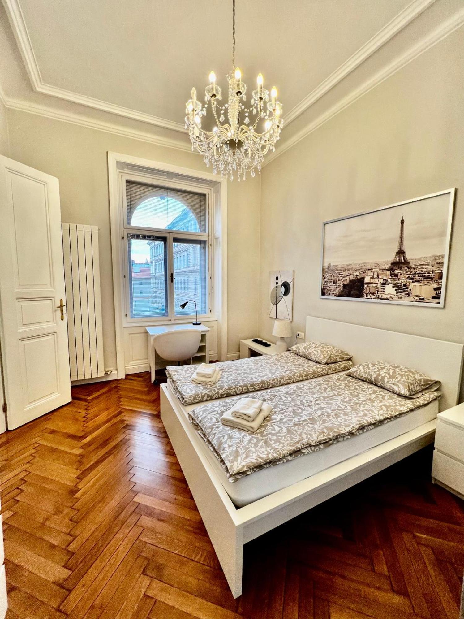 Four Reasons Apartment Prague Exterior photo
