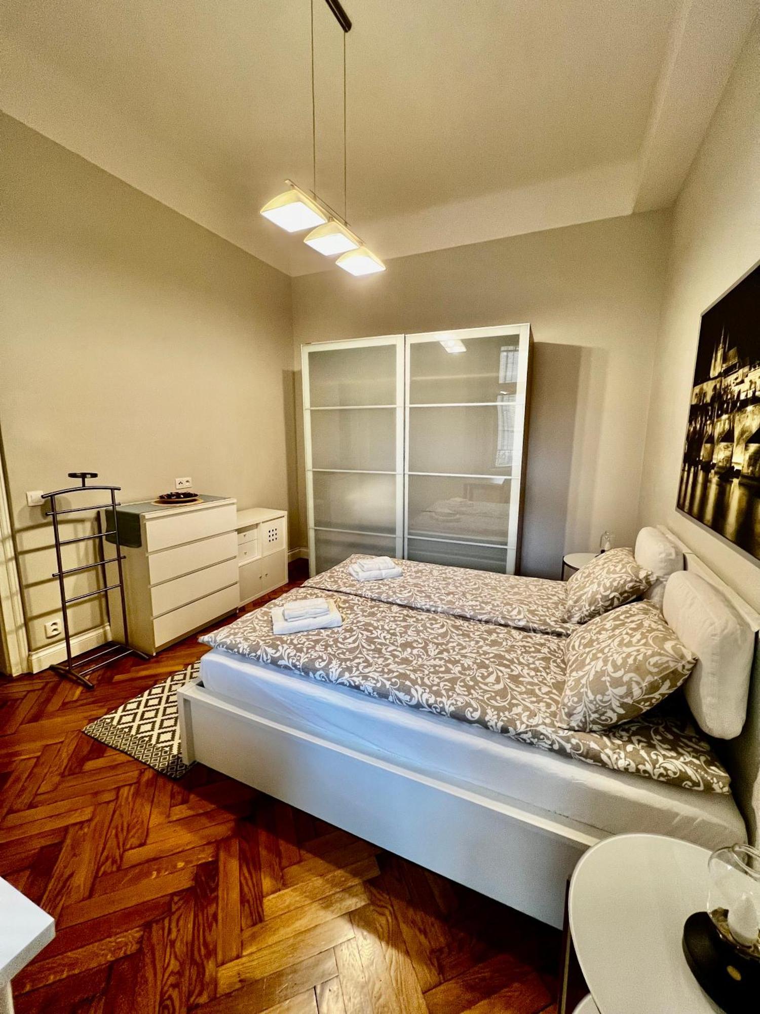 Four Reasons Apartment Prague Exterior photo
